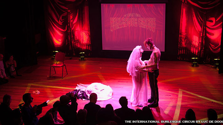 Eternal love zombie wedding with Bettie Blackheart and Frank Doggenstein at the International Burlesque Circus - the Wicked Wedding edition