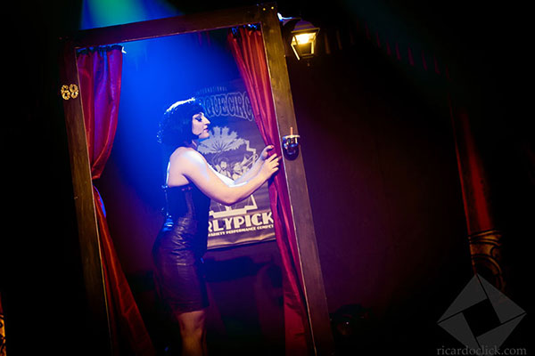 Rosa Carise at the Burlypicks edition of the International Burlesque Circus