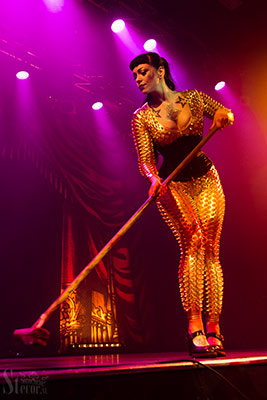 Miss Mirjana the stagekitten at the Outer Space edition of the International Burlesque Circus in Utrecht