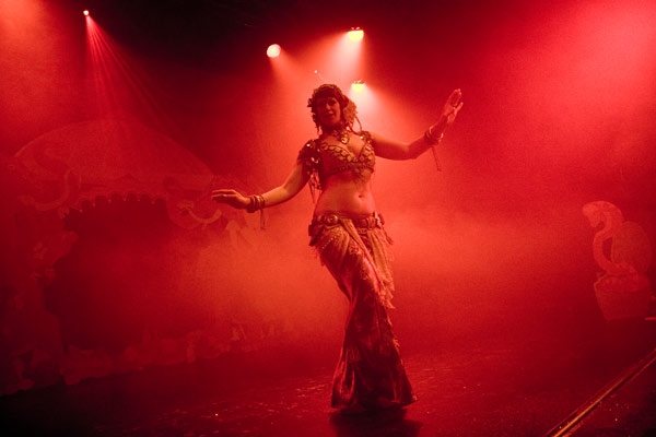 belly dance by Maya aat the fortune teller at the Oriental edition of the International Burlesque Circus