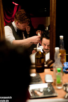barbershop at The International Burlesque Circus - The Glamour edition