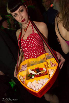 candygirl with sweets at the International Burlesque Circus